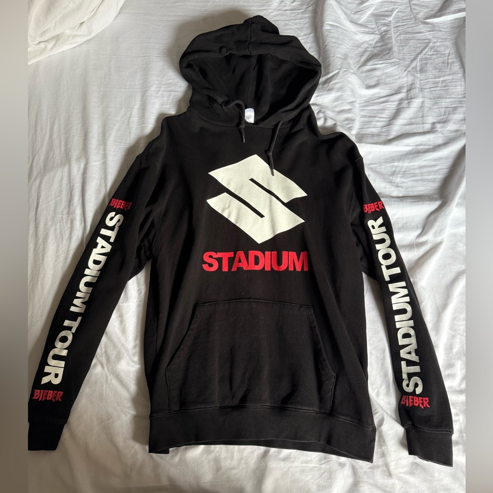 Black Stadium Tour Hoodie from Justin Bieber’s “Purpose Tour.” Rare!